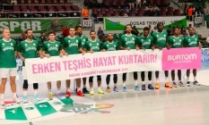 BURTOM ve Bursaspor meme kanserine dikkat çekti