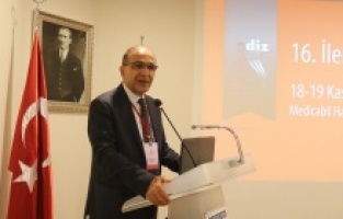 Canlı ameliyatlarla bilgi paylaşımı yapıldı